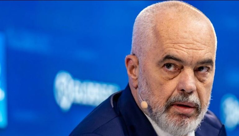 EMIGRANTËT SHQIPTARË NË BRITANI/ Rama kritikon Sunak: E shpiku dramën për përfitime politike…