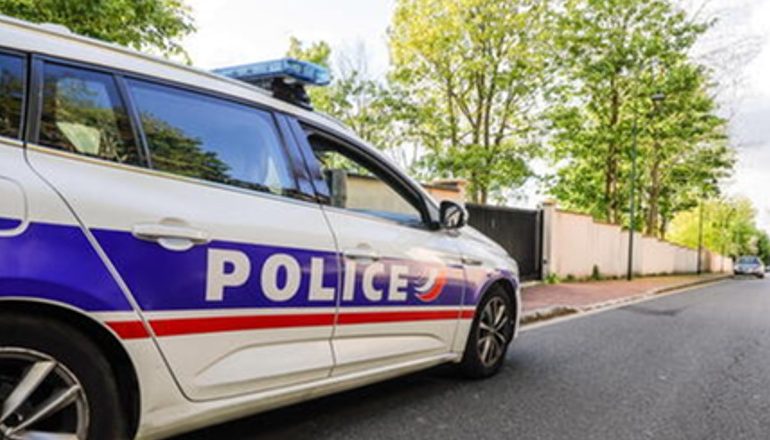 TERROR NË FRANCË/ 6 fëmijë sulmohen me thikë në një park lojrash