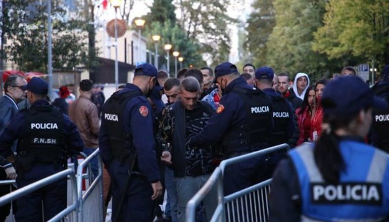 NDESHJA ME MOLDAVINË NË “AIR ALBANIA”/ Policia plan masash! ‘Paralizohet’ kryeqyteti