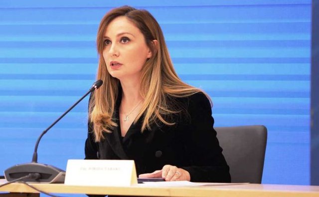“FALEMINDERIT PËR DURIMIN…”/ Jep dorëheqjen Jorida Tabaku si nënkryetare e Partisë Demokratike