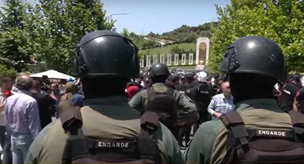 TENSIONET/ Qeveria shqiptare: Ndalohet aktiviteti politik i opozitës së Iranit!