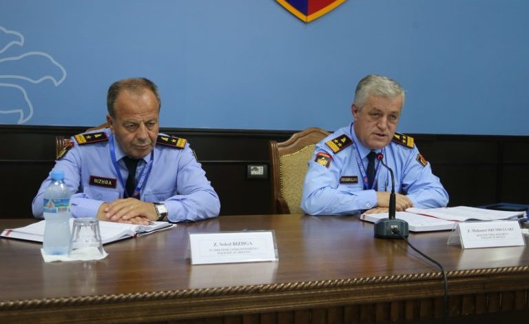 MBLEDHJA ME DREJTUESIT QEBDRORË VENDORË TË POLICISË/ Rrumbullaku: Rrisni kontrollet dhe sigurinë gjatë sezonit turistik