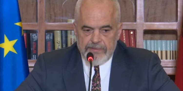 “SHQIPERIA S’ESHTE UFO…”/ Rama: Kosova po hyn në një përplasje dramatike me bashkësinë euroatlantike