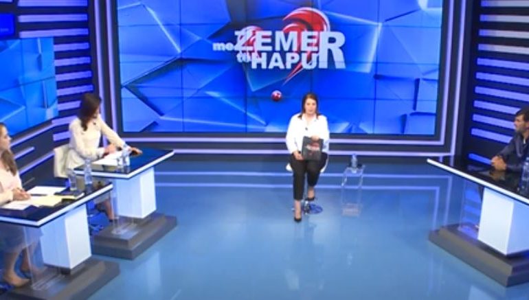 “PREJ MUAJSH FLE NË AGJENSI FUNERALI…”/ 54-vjeçari rrëfen dramën: Kam hapur varrin tim. Si më shantazhon ish-gruaja…