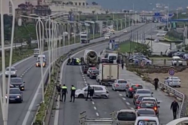 AKSIDENTI TRAGJIK NË AUTOSTRADËN TIRANË-DURRËS/ Ja kush është 35-vjeçari që ndërroi jetë (EMRI)