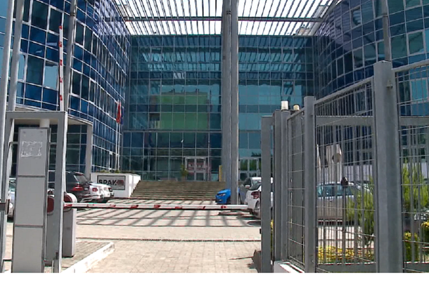 U ARRESTUA PËR KORRUPSION/ SPAK merr vendimin për zyrtaren e lartë të “Shëndetësisë”