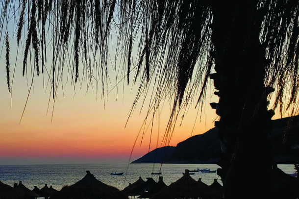 TURIZMI VIJON RRITJEN/ 5-mujori 42.5% të huaj më shumë erdhën në Shqipëri