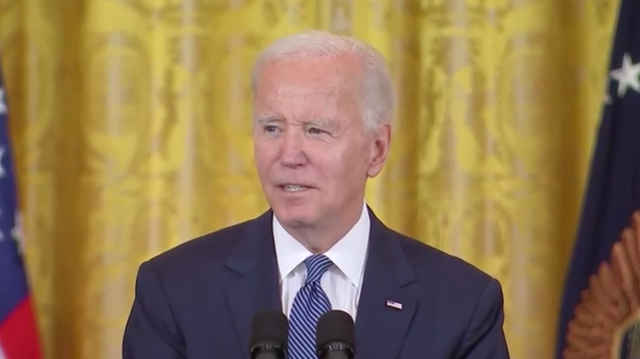 “ËSHTË SËMURË”/ Joe Biden shtyn takimin me Stoltenberg