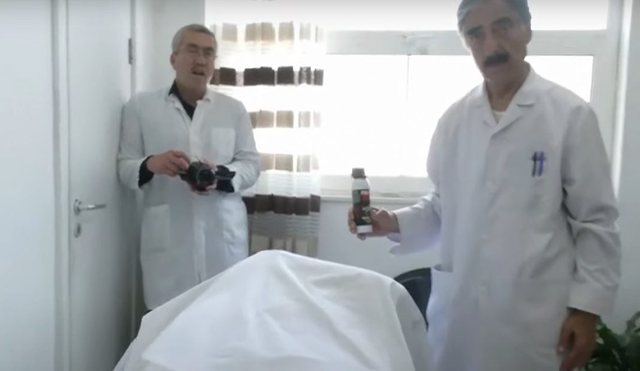NJË I VDEKUR BRENDA KAMPIT/ Mjeku iranian: Vëllai ynë erdhi i lënduar nga spraj me piper