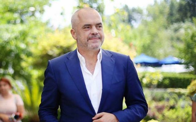 ME POLIFONI GJIROKASTRE/ Rama jep lajmin e bukur mëngjesin e kësaj të diele