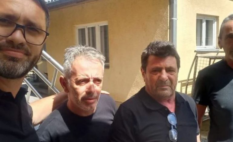 U LIRUA PAS 12 DITËSH/ Publikohet fotoja e parë e 3 policëve kosovarë