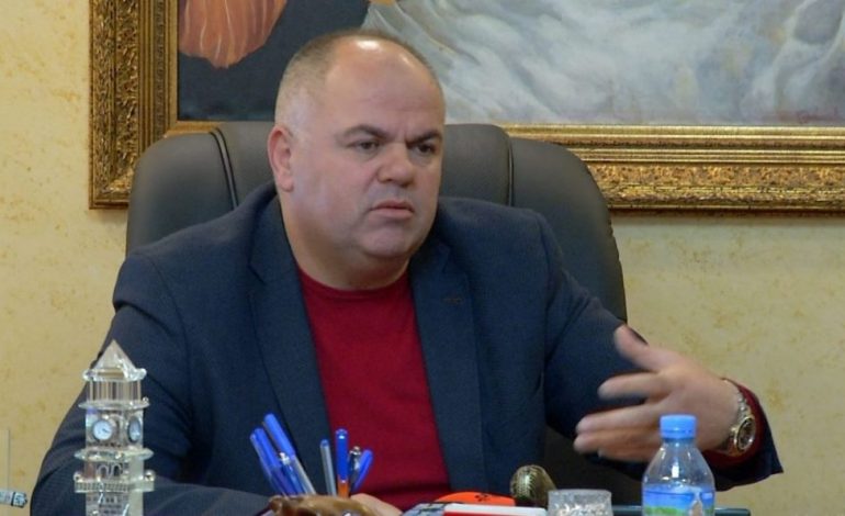 AKUZAT PER KORRUPSION/ Arrestohet ish-kryebashkiaku i Kukësit Safet Gjici