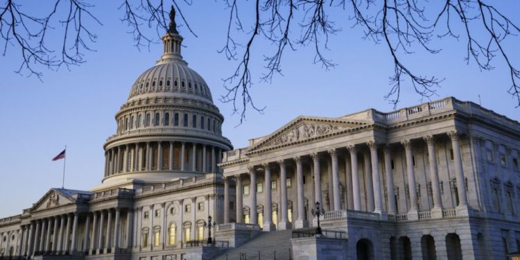 “KOSOVA DHE SERBIA TË ZBUSIN TENSIONET”/ Senatorët amerikanë: Dështimi rrezikon marrëdhëniet me SHBA