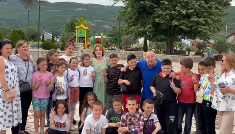 Gjergj Luca: Rini, merr fatet në dorë dhe mos ua lër të ardhmen “pleqve të politikës”!