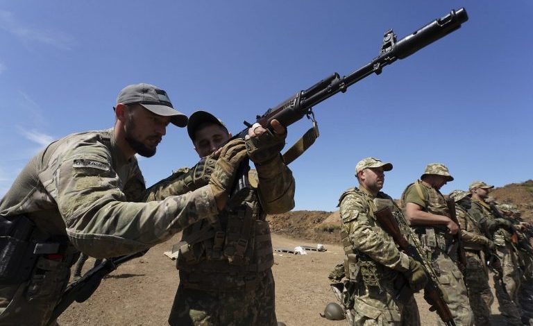LUFTA/ Ukraina rrëzon mbi 30 raketa dhe dronë në hapësirën e saj ajrore