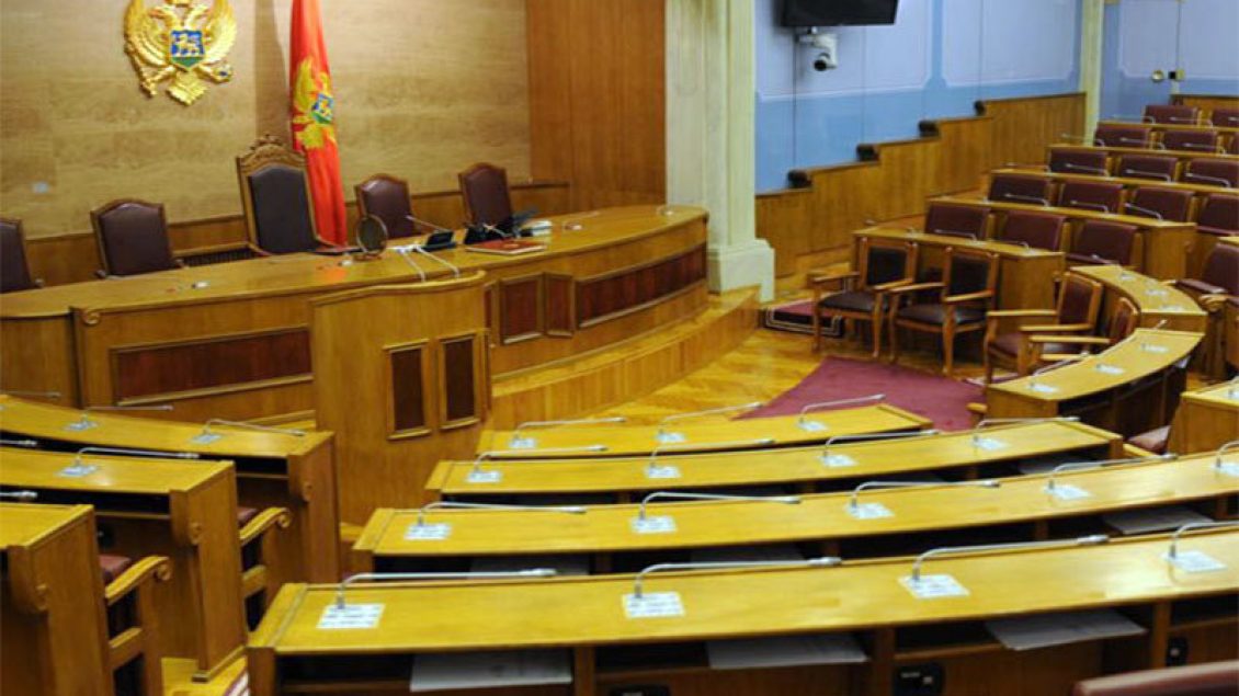 SHQIPTARËT ME GJASHTË DEPUTETË/ Kush janë parlamentarët e rinj të Malit të Zi?