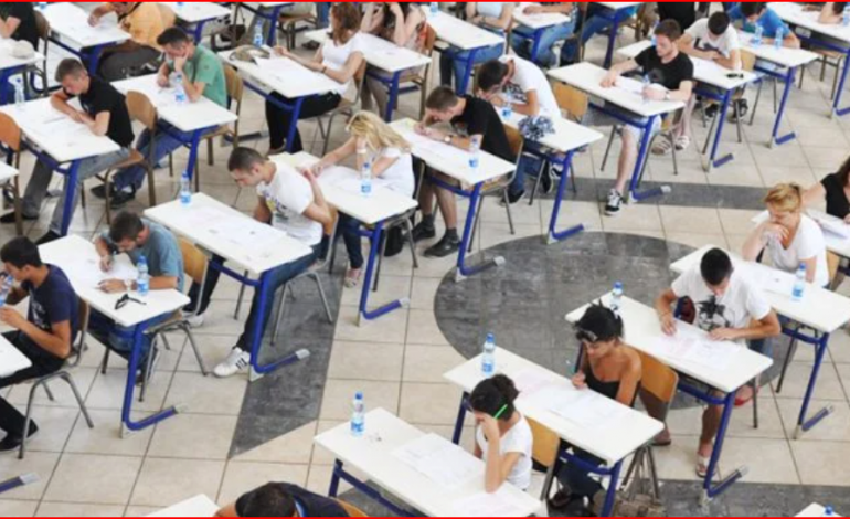PROVIMET E MATURËS/ Nxënësit testojnë sot njohuritë në Matematikë