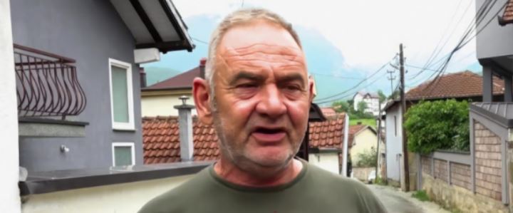 HUMBËN JETË NGA PËRMBYTJET NË PEJË/ Familjari i dy viktimave: Me shumë vështirësi arritëm…