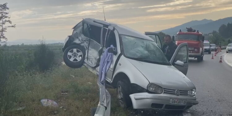 TRAGJIKE/ Aksident i rëndë në aksin Elbasan-Peqin, humb jetën 8-vjeçarja