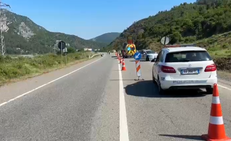 AKSIDENT TRAGJIK NË “RRUGËN E KOMBIT”/ Autobusi përplas një person që lëvizte me biçikletë
