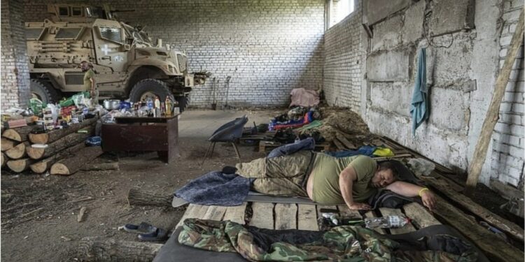 ALARM NË 15 RAJONE TË UKRAINËS/ Shpërthime në Kiev, Lviv dhe Zaporizhia