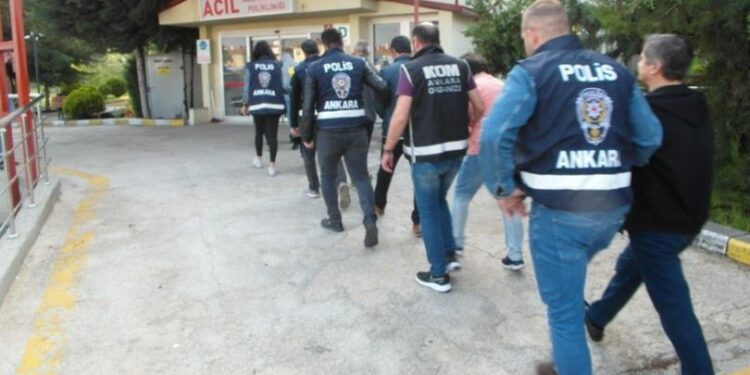 PAS FITORES NË ZGJEDHJE/ Erdogan nis “reprezaljen, 14 të arrestuar të grupimit të FETO-s