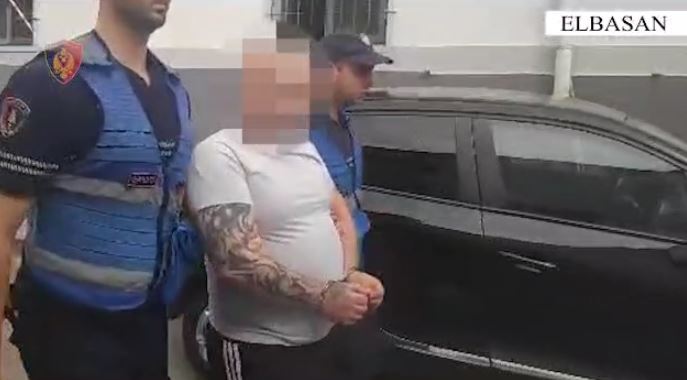 NGA BLLOKIMI I DROGËS, TEK ARSENALI I ARMËVE/ Dalin pamjet nga megaoperacioni i Policisë në Elbasan