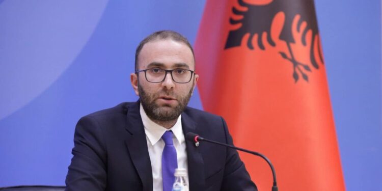 MBLEDHJA E GRUPIT PARLAMENTAR TË PS/ Zbulohet propozimi i Bardhit