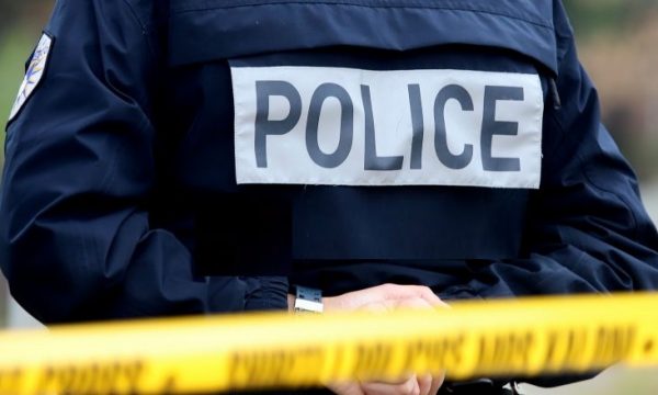 SULMOHET ME GURË KAMIONI QË VINTE NGA SHQIPËRIA NË ZVEÇAN / Policia e Kosovës jep detajet