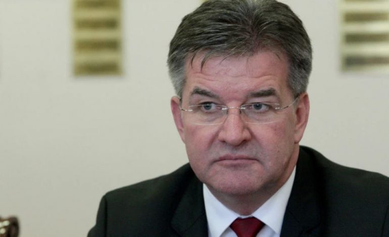 TENSIONET NË VERI TË KOSOVËS/ Lajçak në Uashington, takohet me dy zyrtarë të Shtëpisë së Bardhë