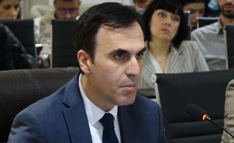 RAPORTI VJETOR/ Prokurori i Përgjithshëm në Kuvend: Gjirokastra me përqindjen më të lartë të kriminalitetit, Berati më të ulëtën