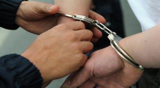 I DEHUR NË TIMON PËRPLAS NJË AUTOMJET/ Arrestohet 56-vjeçari në Gjirokastër