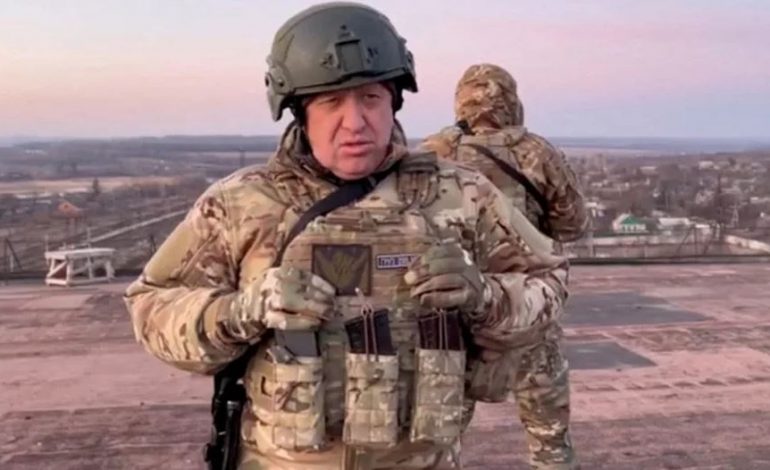PRIGOZHIN I VENDOSUR PËR GRUSHT SHTETI/ Zhvendos armatimet dhe pajisjet në rajon, ja sa kilometra e ndajnë nga Putini