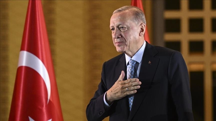 FITOI ZGJEDHJET/ Erdogan betohet si president i Turqisë