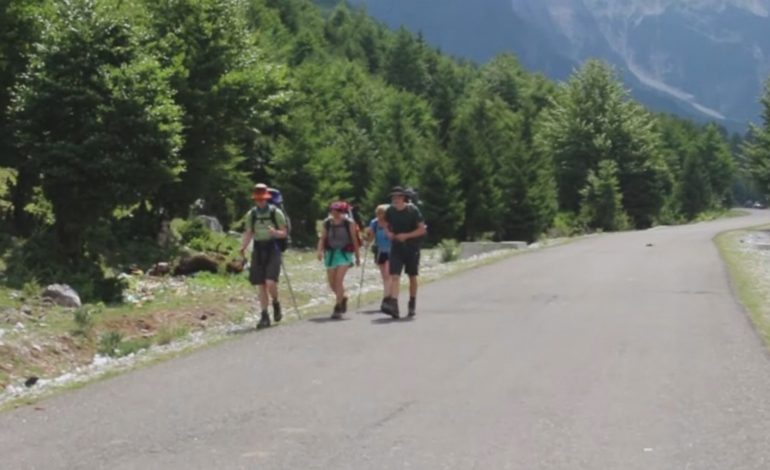 TURIZMI MALOR DESTINACION I PREFERUAR I TURISTËVE/ Konsulenti i agjencive turistike: Ka rritje të kërkesave