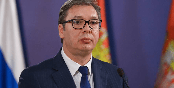 “JAM I GATSHËM PËR KOMPROMIS”/ Vuçiç: Krerët e 4 komunave duhet të dorëhiqen
