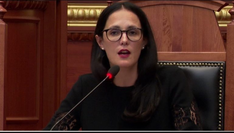 KUVEND/ Ibrahimaj: S’paguhet asnjë para nga buxheti për impiantet e trajtimit të mbetjeve të Elbasanit e Fierit…