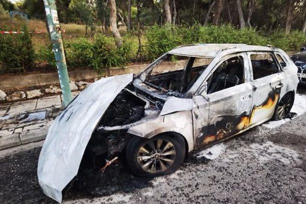 DETAJE NGA ATENTATI NË KRUJË/ Automjeti që u gjet i djegur u vodh në Tiranë, brenda tij gjenden 3 kallashnikovë