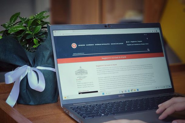 HAPEN REGJISTRIMET PËR NË GJIMNAZ/ Kur myllet procesi i aplikimit dhe si të plotësoni formularin