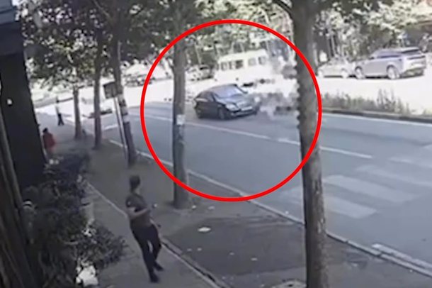 PAMJET E FRIKSHME/ Momenti kur automjeti ‘plas’ në tokë gruan në Tiranë