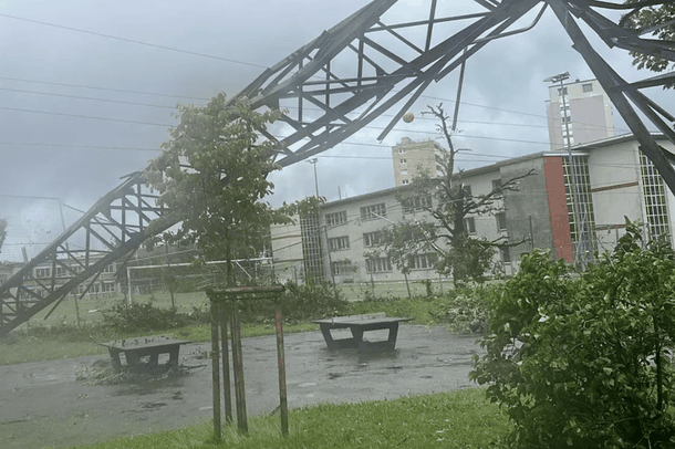 EUROPA “DIGJET” NGA I NXEHTI/ Por tornadot shkatërrojnë gjithçka në Zvicër, ka viktima