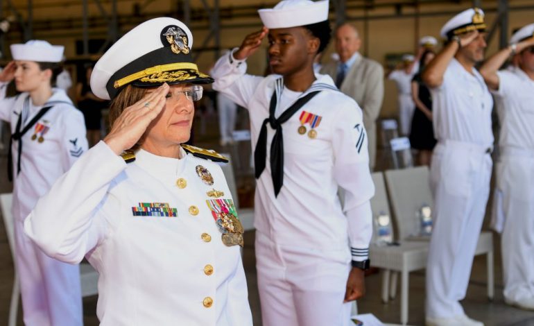 BIDEN BËRI HISTORI/ Zgjedh një admirale në krye të marinës amerikane