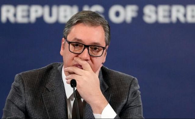 “JAM I SHQETËSUAR PËR SERBËT NË KOSOVË”/ Vuçiç: Perëndimit s’i intereson kur kërcënohen të drejtat e tyre