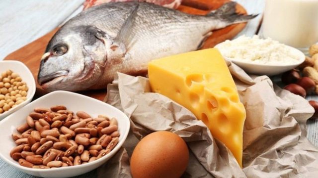 A HELMOHENI VËRTET NËSE KONSUMONI PESHK DHE DJATH? Eksperti jep përgjigjen përfundimtare