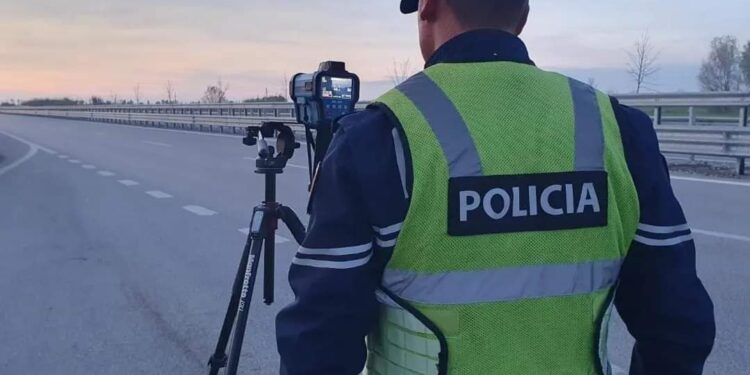 MASA PËR FLUKSIN E SEZONIT VEROR/ Patrulla dhe radarë në të gjitha akset e qarkut të Korçës