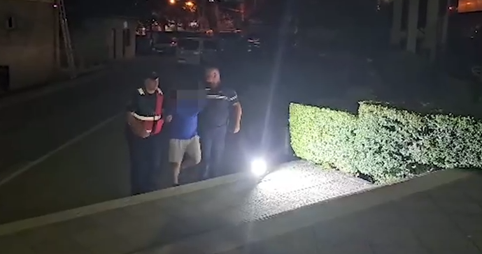 NGA SARANDA PËR NË TIRANË/ Transportonte kundrejt pagesës 8 emigrantë nga vendet e treta, arrestohet 36-vjeçari në Gjirokastër