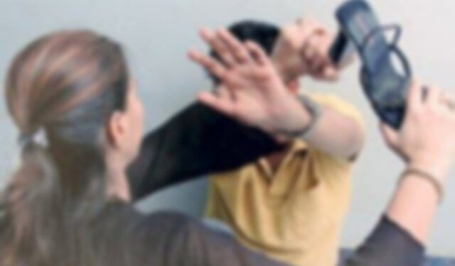 NDODH EDHE KJO! Gruaja e rreh, burri shqiptar ankohet në polici: Bën sjellje të pahijshme