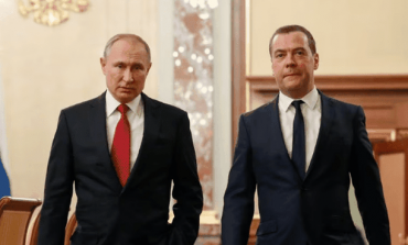 "PERËNDIMI ËSHTË ÇMENDUR"/ Kërcënon krahu i djathtë i Putin: Lufta e Tretë Botërore po afrohet