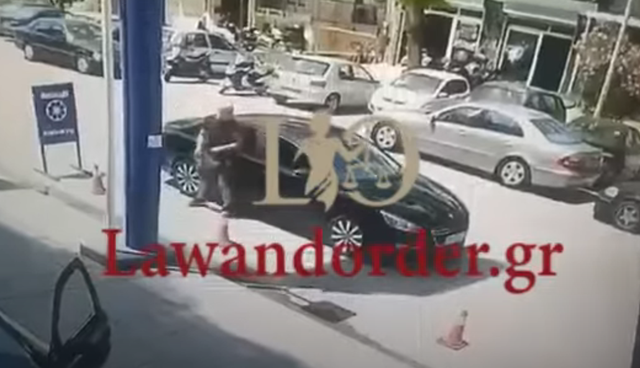 TRONDITET GREQIA/ Ekzekutohet me tre plumba shqiptari në mes të Selanikut. PAMJE nga vrasja