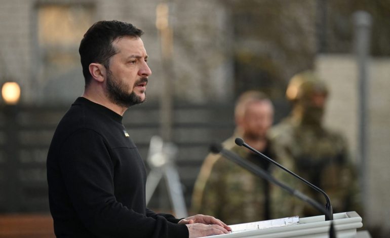 TRUPAT E MOSKËS VENDOSEN NË VENDIN FQINJ/ Zelensky: Nuk ka asnjë kërcënim luftarak nga Bjellorusia